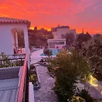 Maxima Sunset Апартаменты